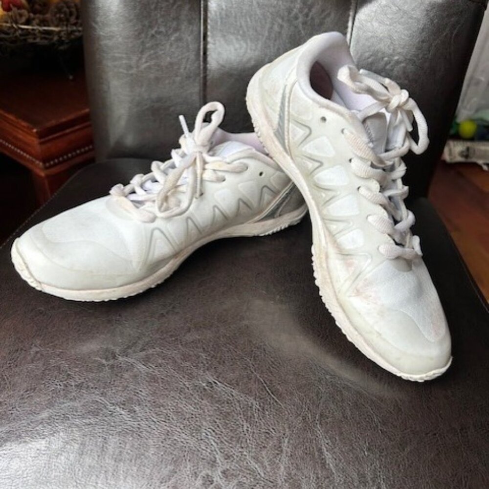 Varsity DBL Edge 2 Cheer Sneakers